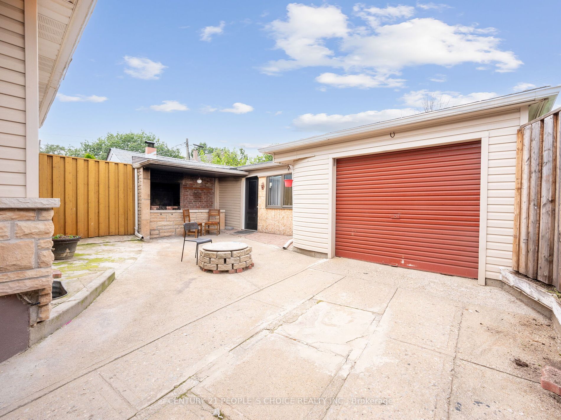 92 Foxwell St Property Photo 35