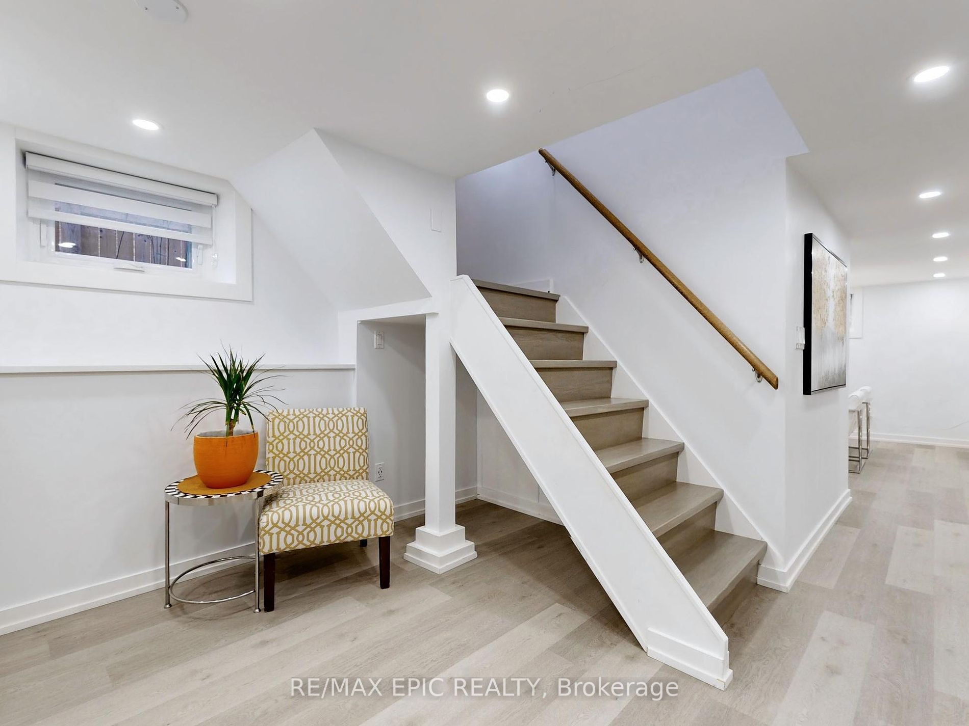 2180 Mount Royal Ave Property Photo 16