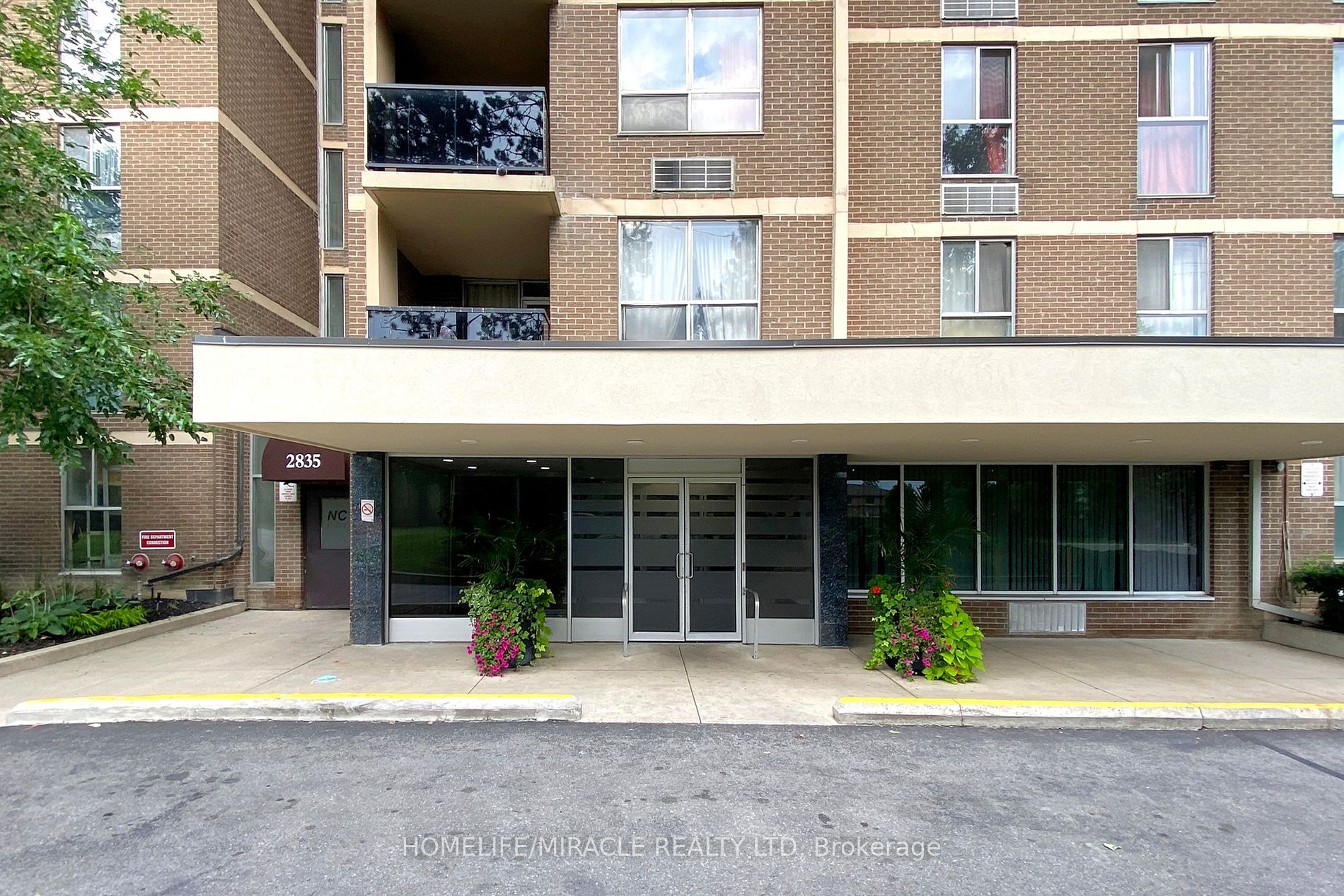 2835 Islington Ave 10 Property Photo 34