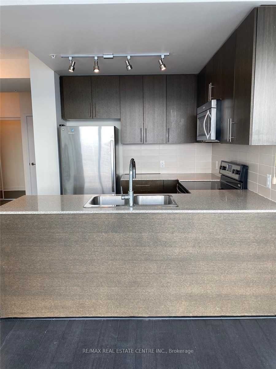3985 Grand Park Dr 05 Property Photo 15