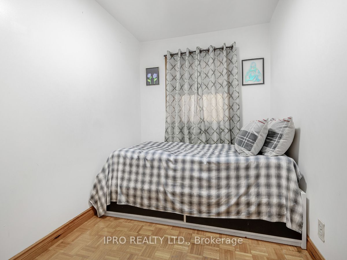 22 Holmesdale Crescent Property Photo 38