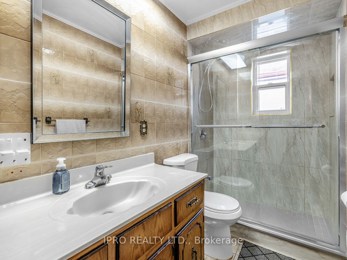 22 Holmesdale Crescent Property Photo 39
