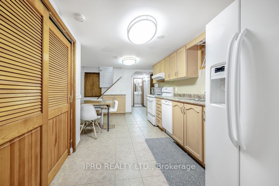 22 Holmesdale Crescent Property Photo 43