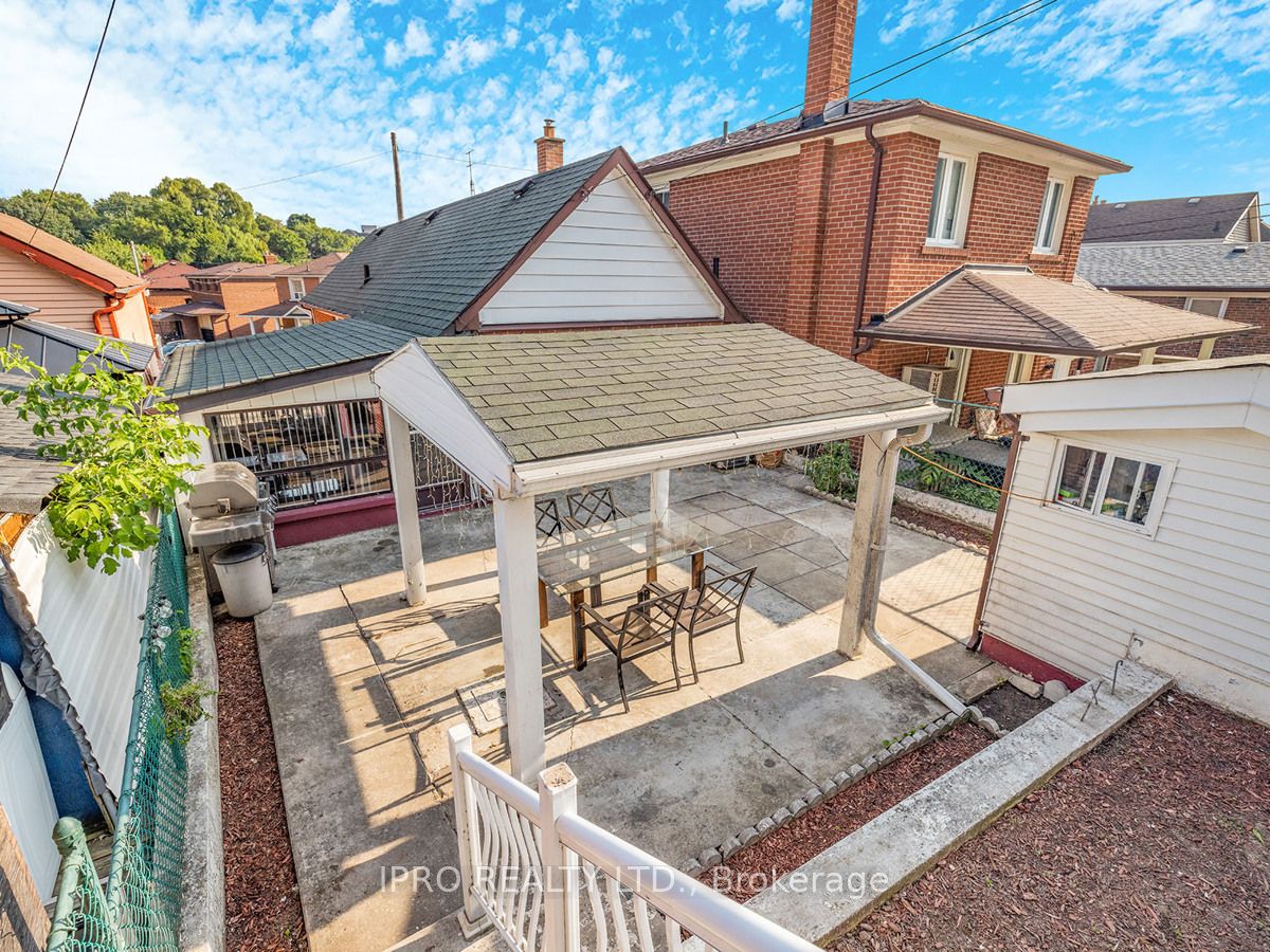 22 Holmesdale Crescent Property Photo 55