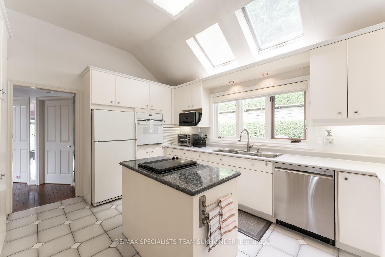 12 Matson Drive Property Photo 16