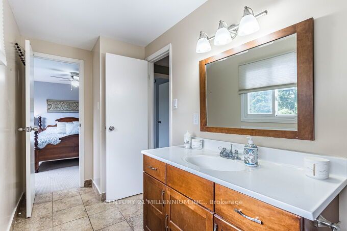 92 Cassander Cres Property Photo 18