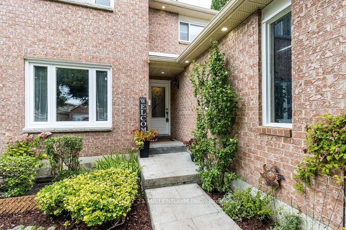 92 Cassander Cres Property Photo 23