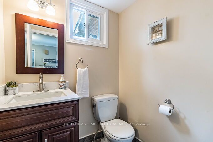 92 Cassander Cres Property Photo 38