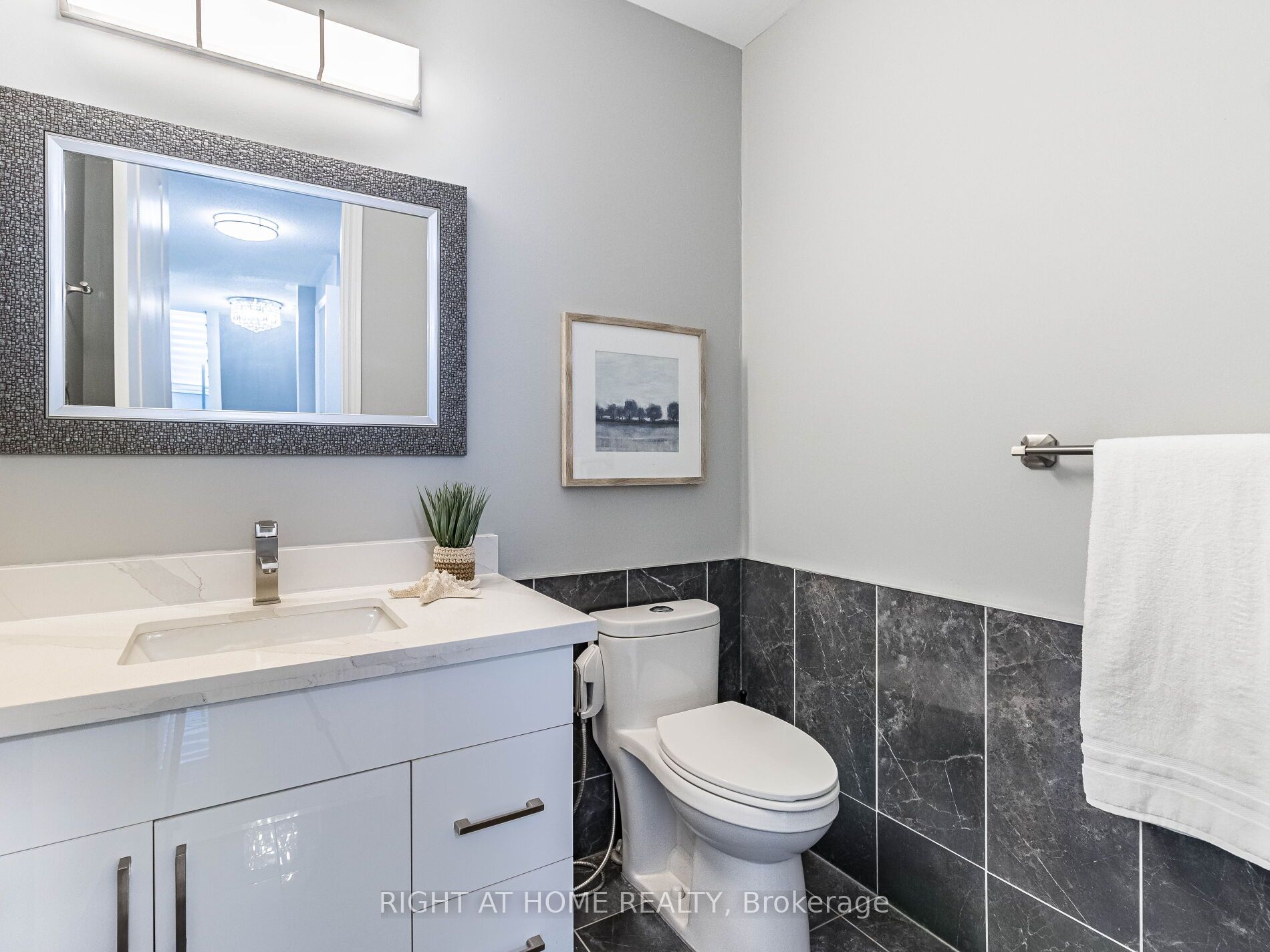 612 Serafini Cres Property Photo 30