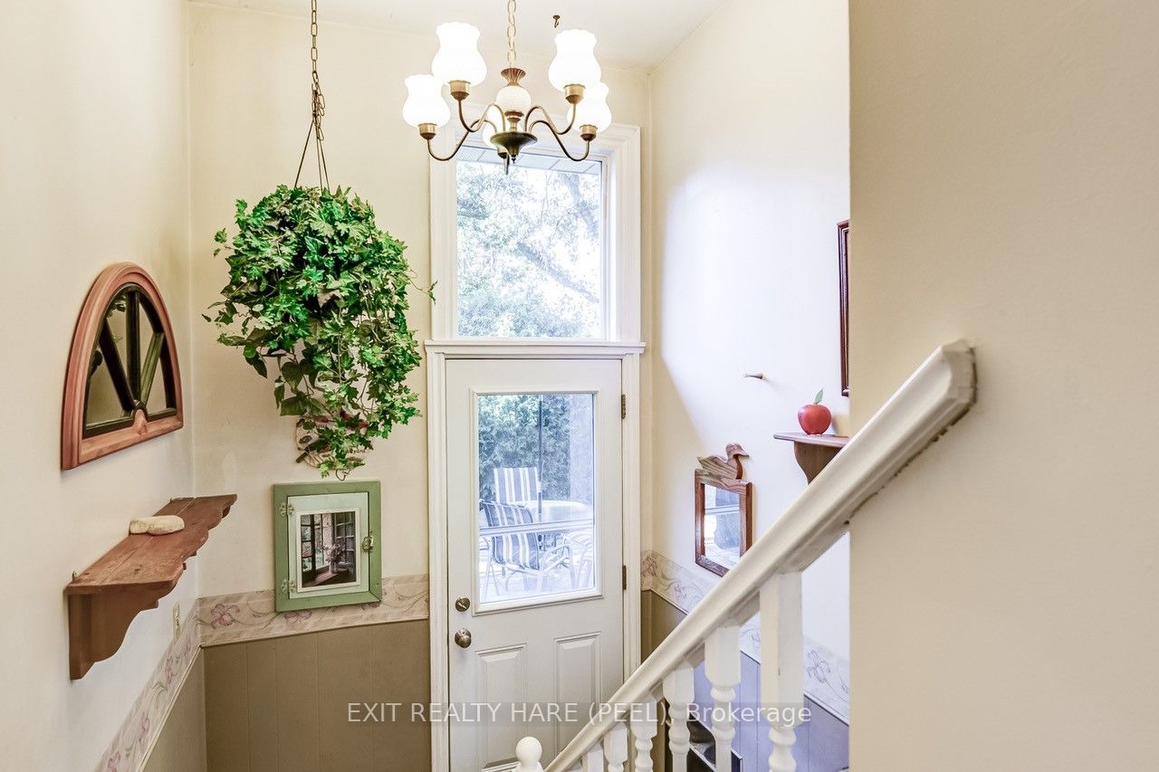 10 Chestnut Ave Property Photo 15