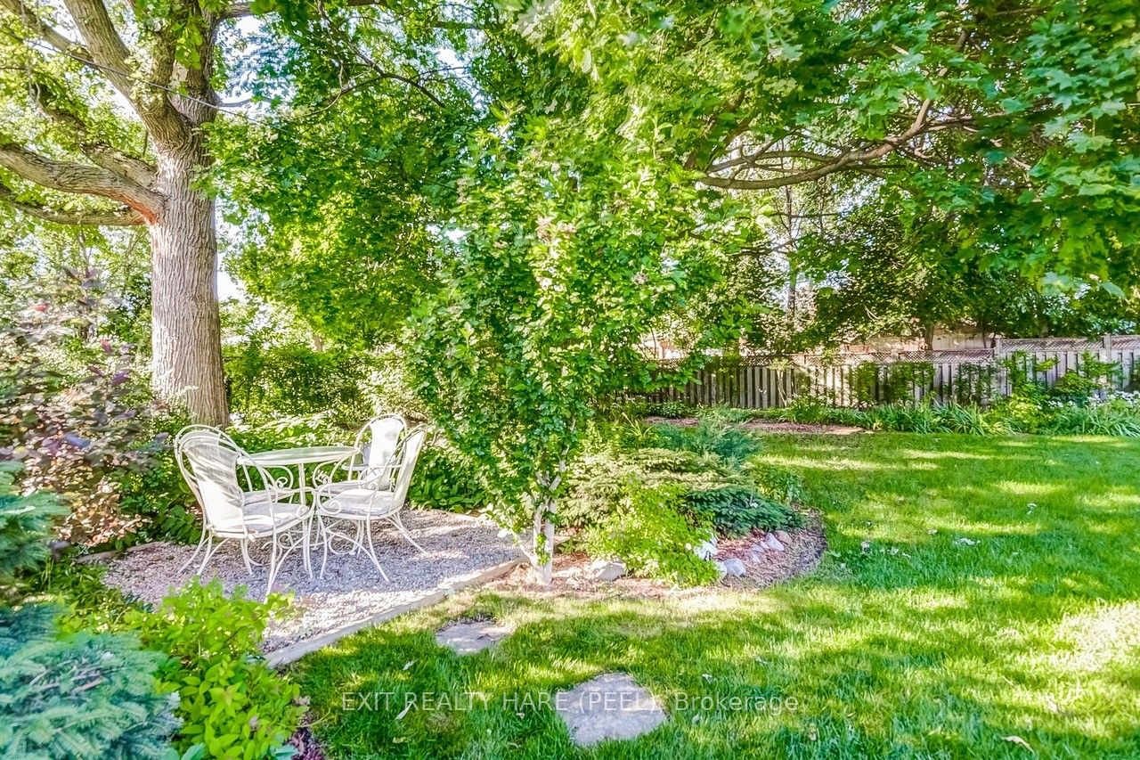 10 Chestnut Ave Property Photo 28