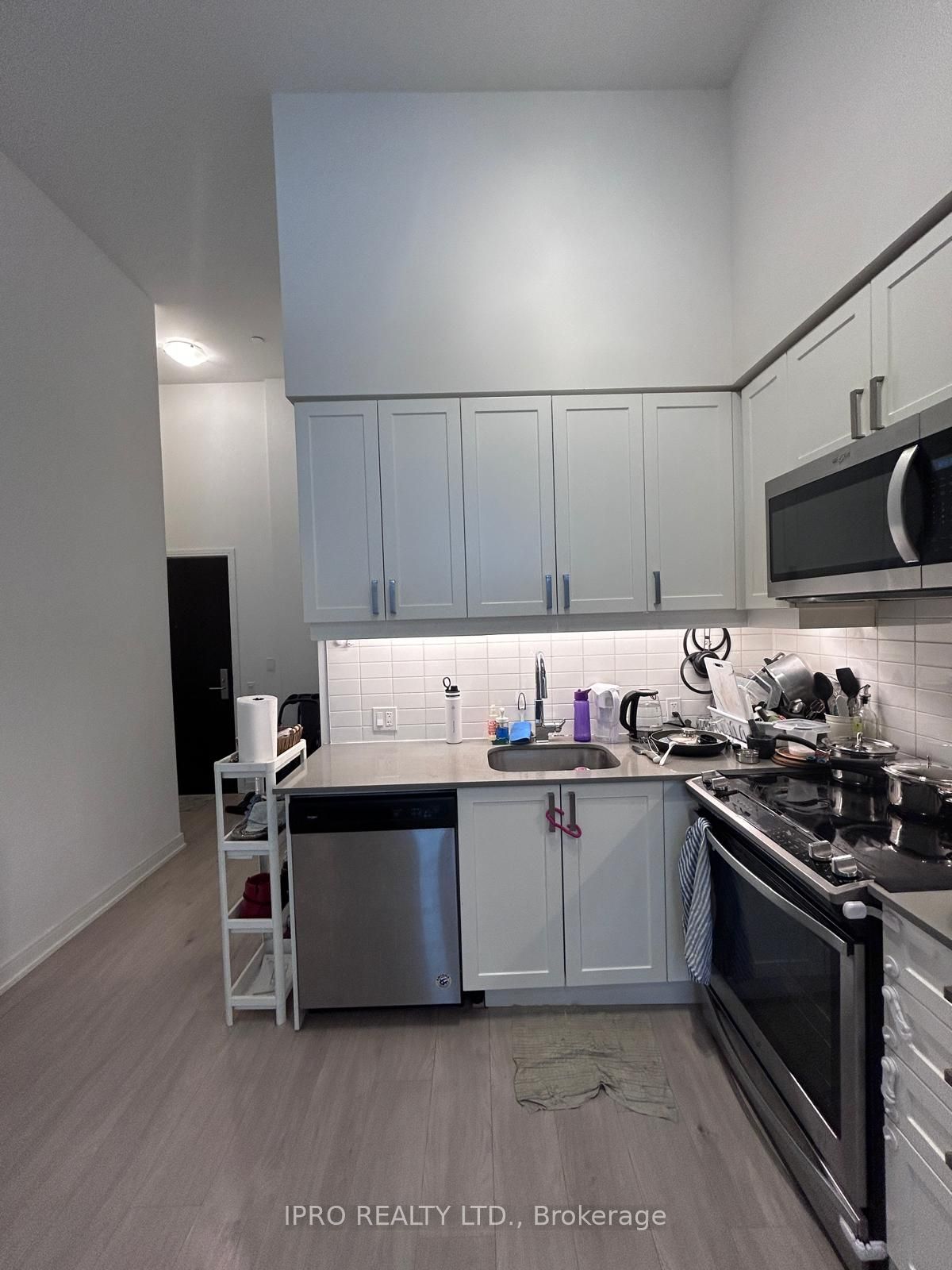 8 Nahani Way 12 Property Photo 16