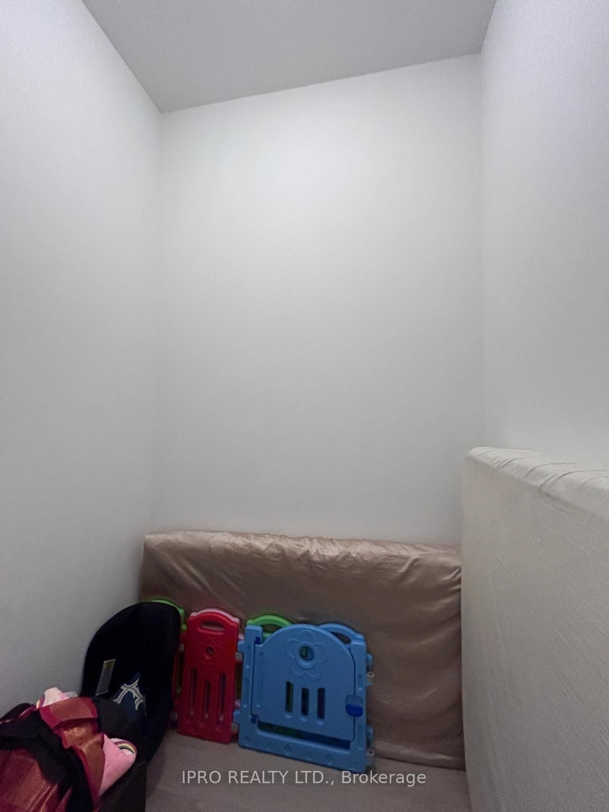 8 Nahani Way 12 Property Photo 19