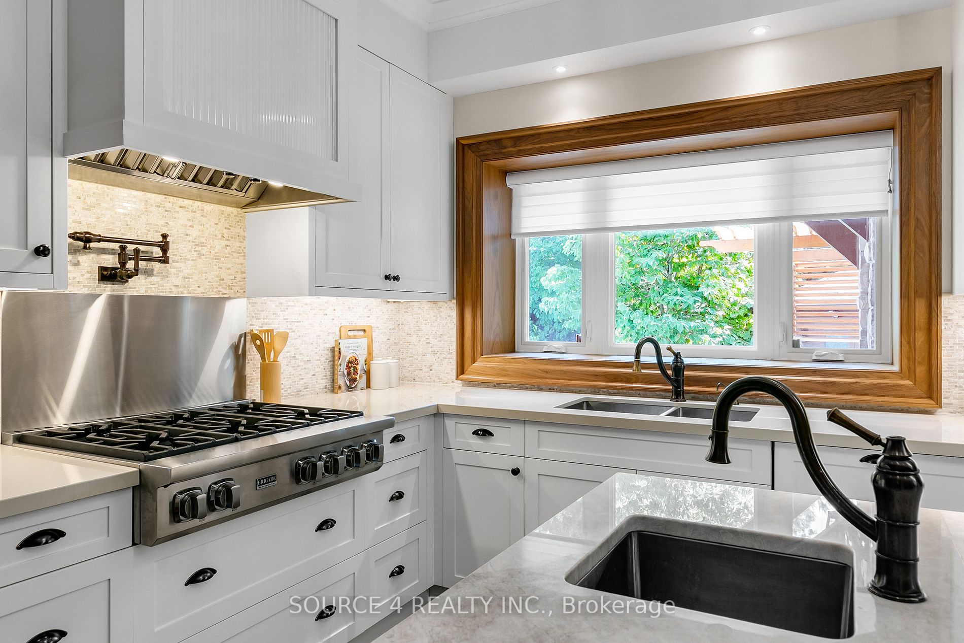 1 Westmount Park Rd Property Photo 4