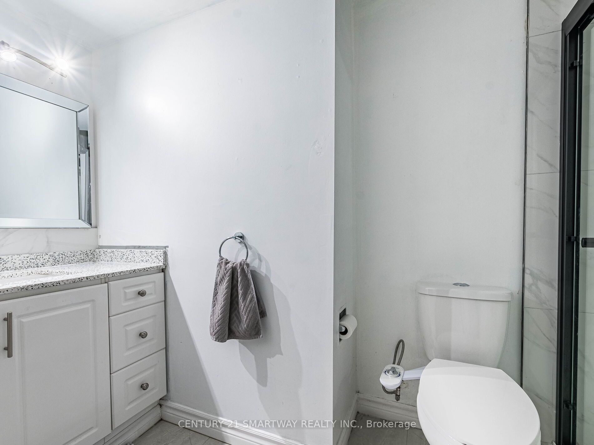 7182 Harwick Dr Property Photo 28