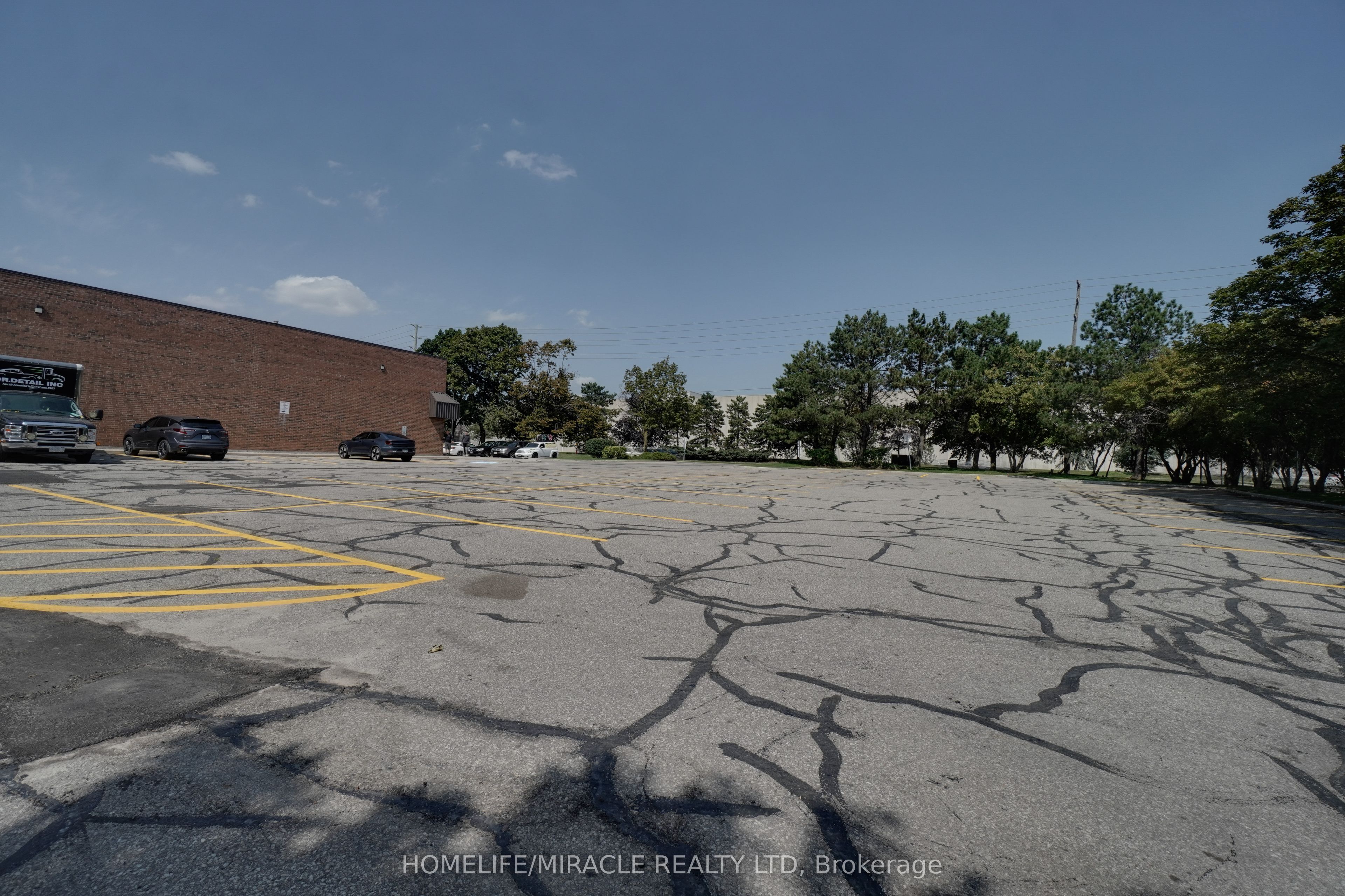 #59 - 8500 Torbram Road Property Photo 6