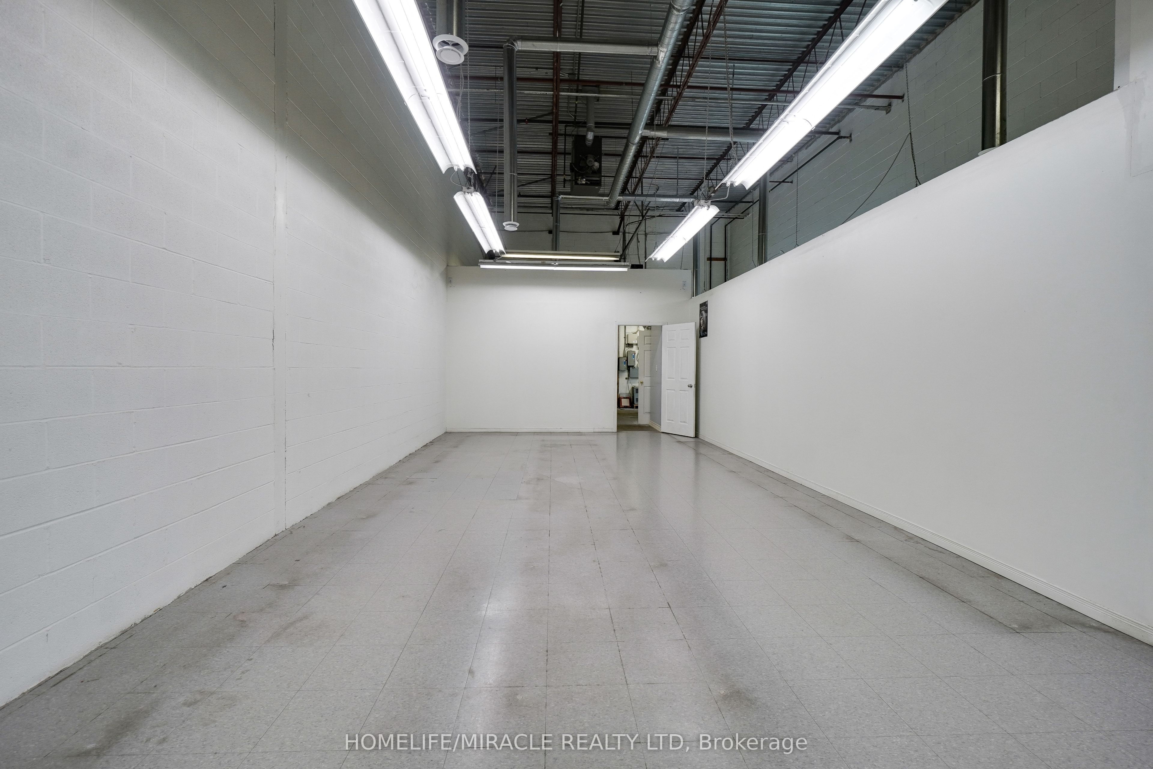 #59 - 8500 Torbram Road Property Photo 22
