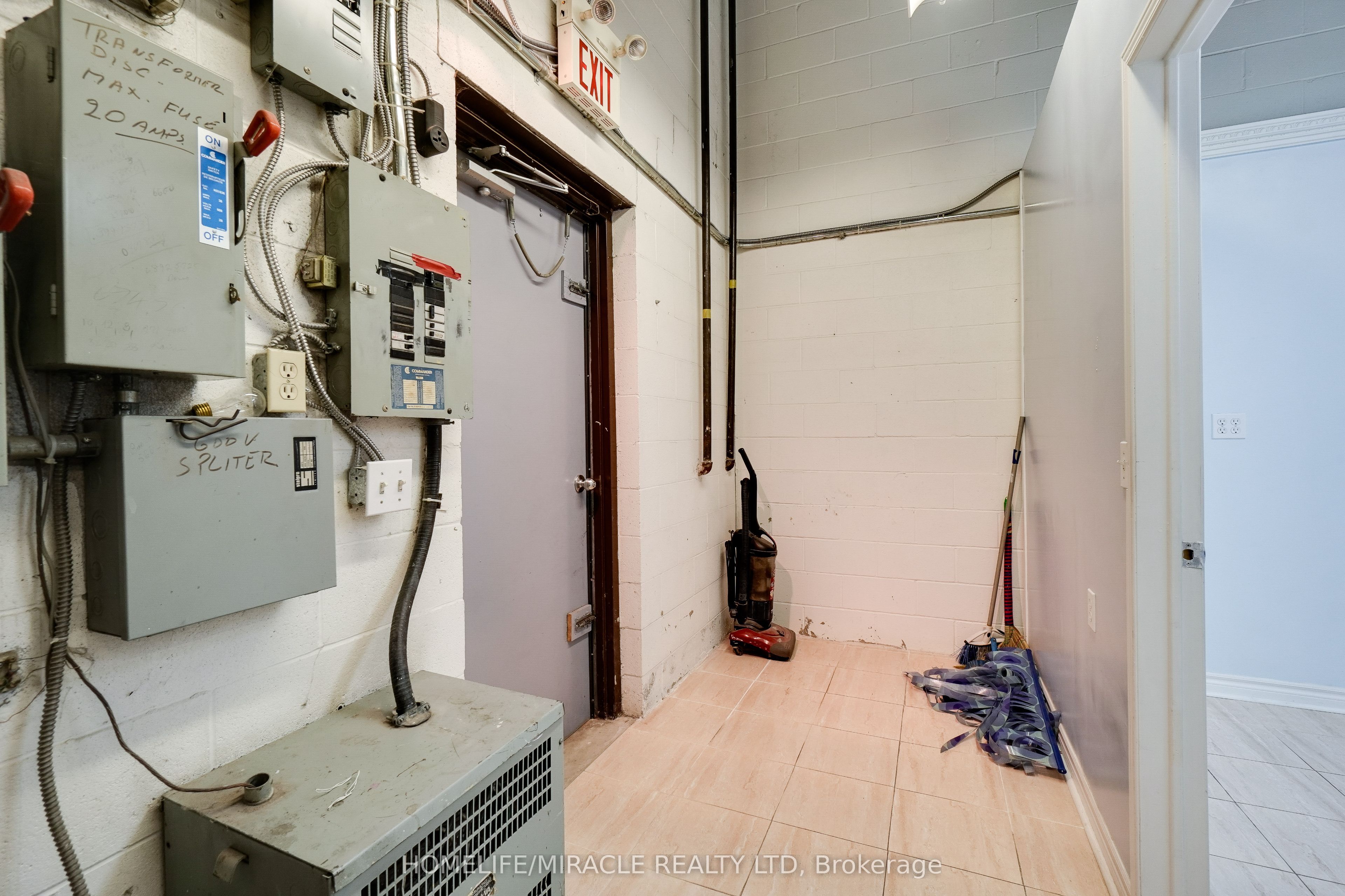 #59 - 8500 Torbram Road Property Photo 36