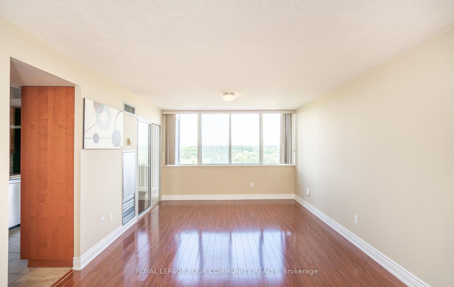 10 Markbrook Lane 1009 Property Photo 20