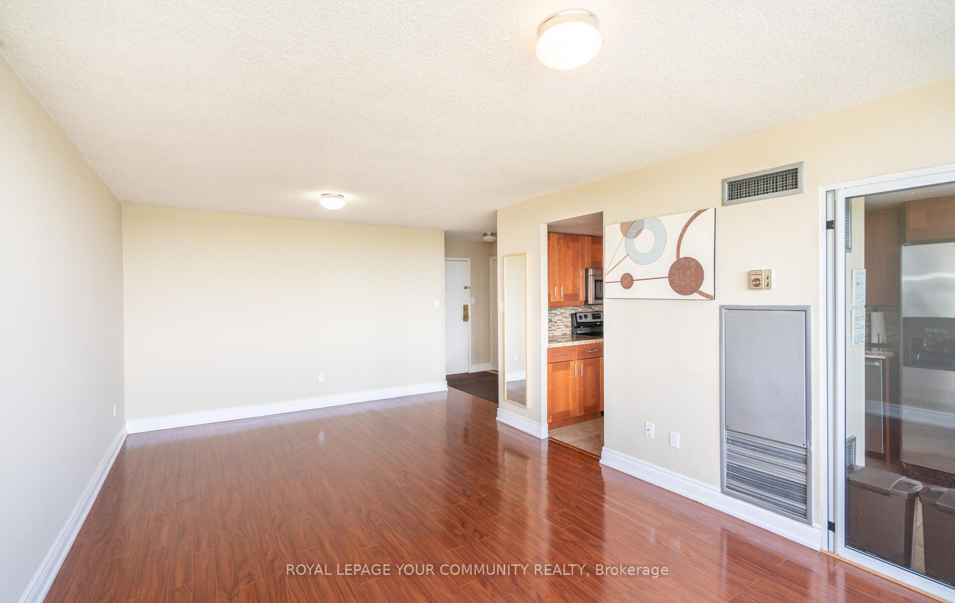 10 Markbrook Lane 1009 Property Photo 22