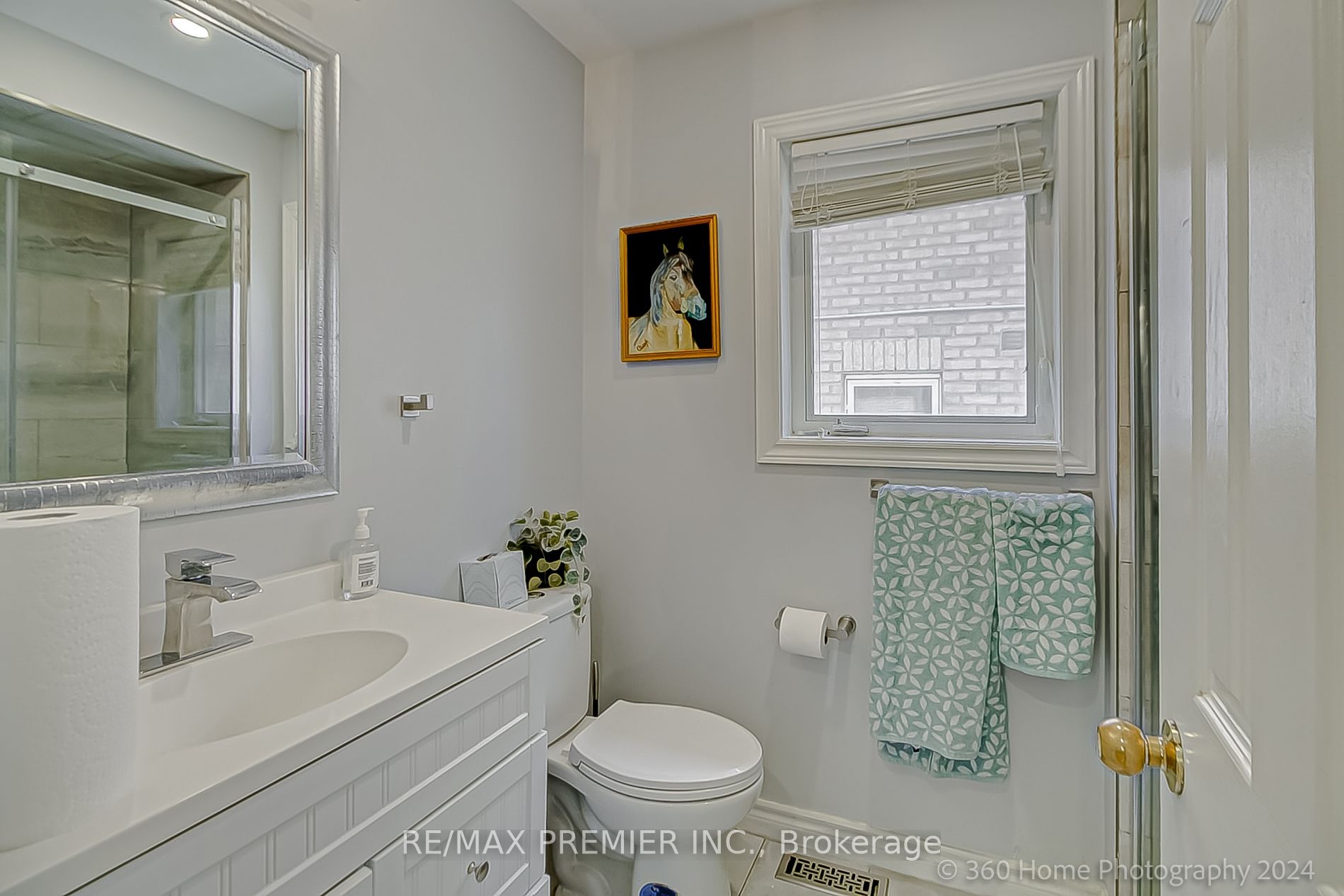 50 Sunny Glen Cres Property Photo 6