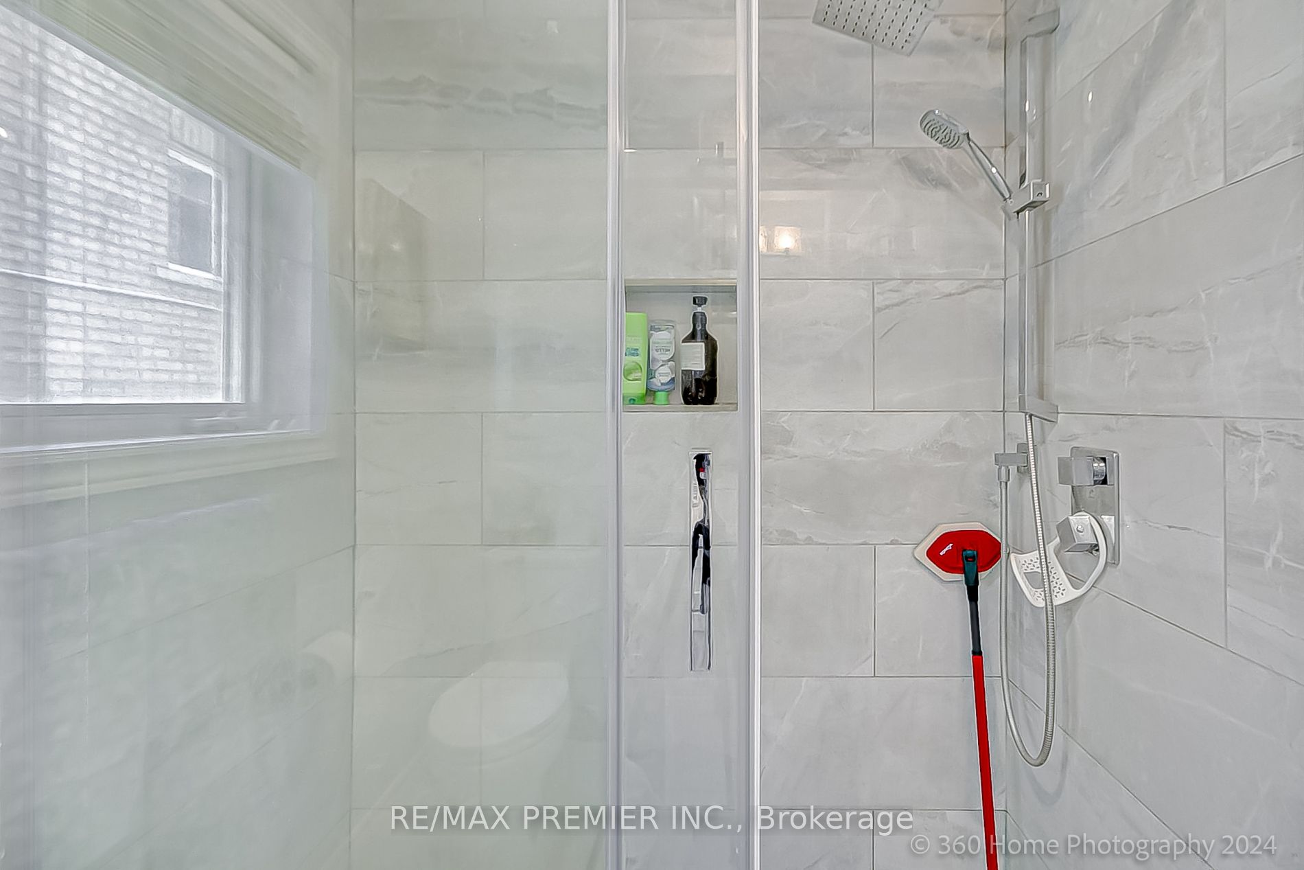 50 Sunny Glen Cres Property Photo 7
