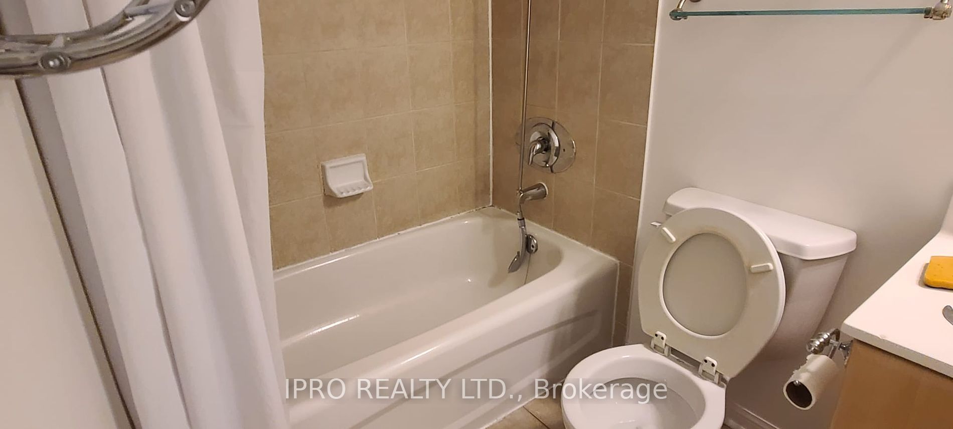 12 Laidlaw St 830 Property Photo 11