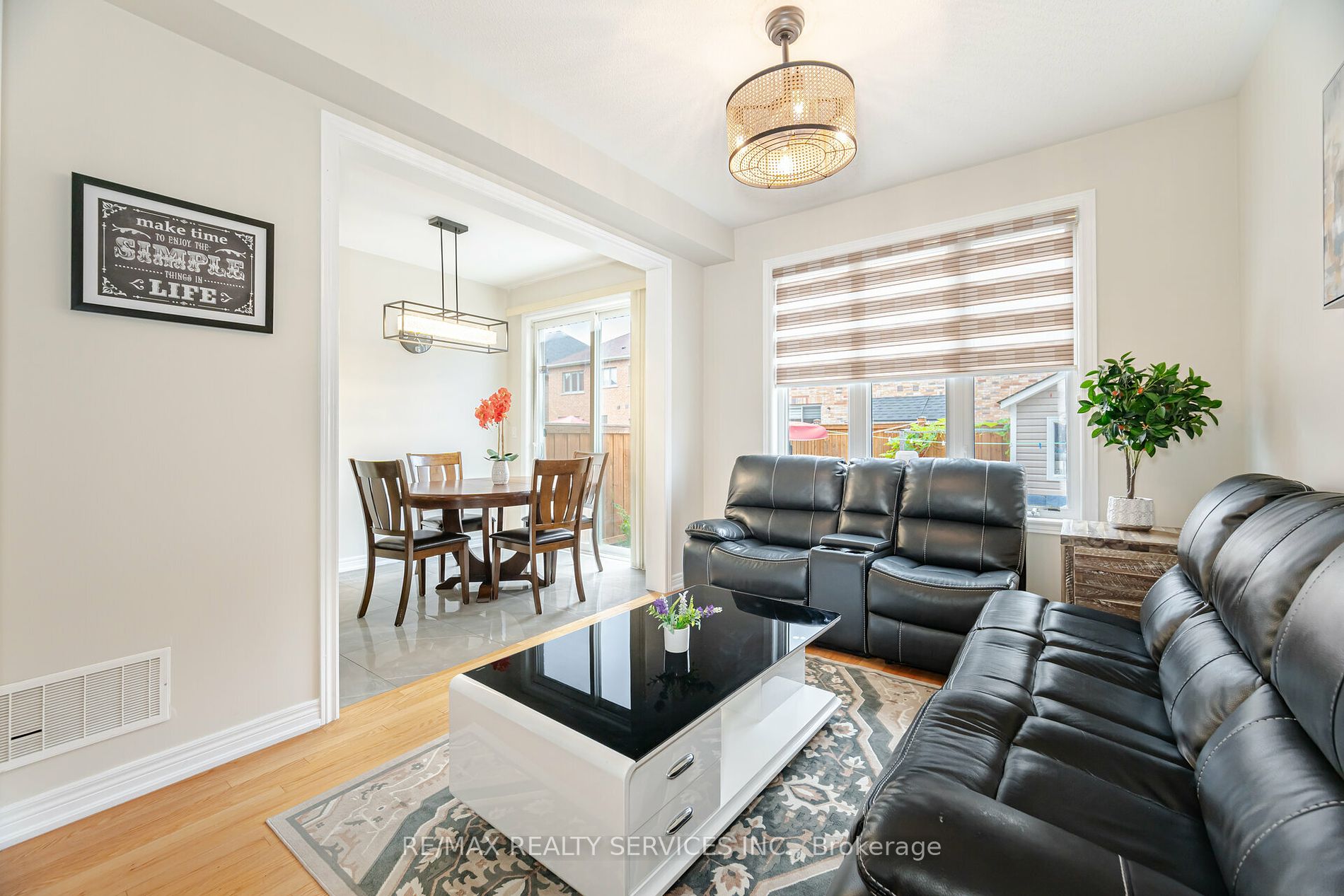 45 Buchanan Cres Property Photo 3