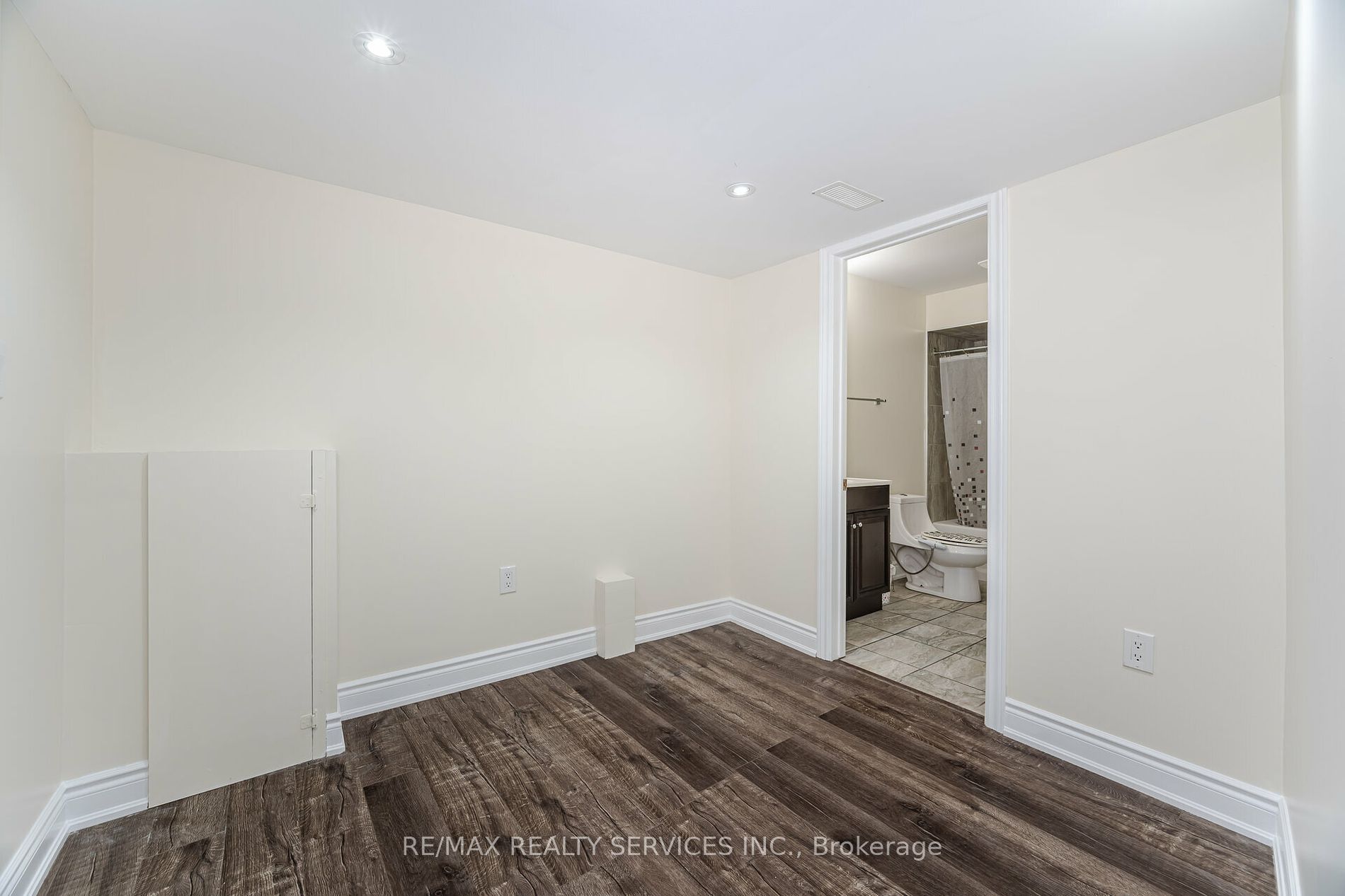 45 Buchanan Cres Property Photo 29