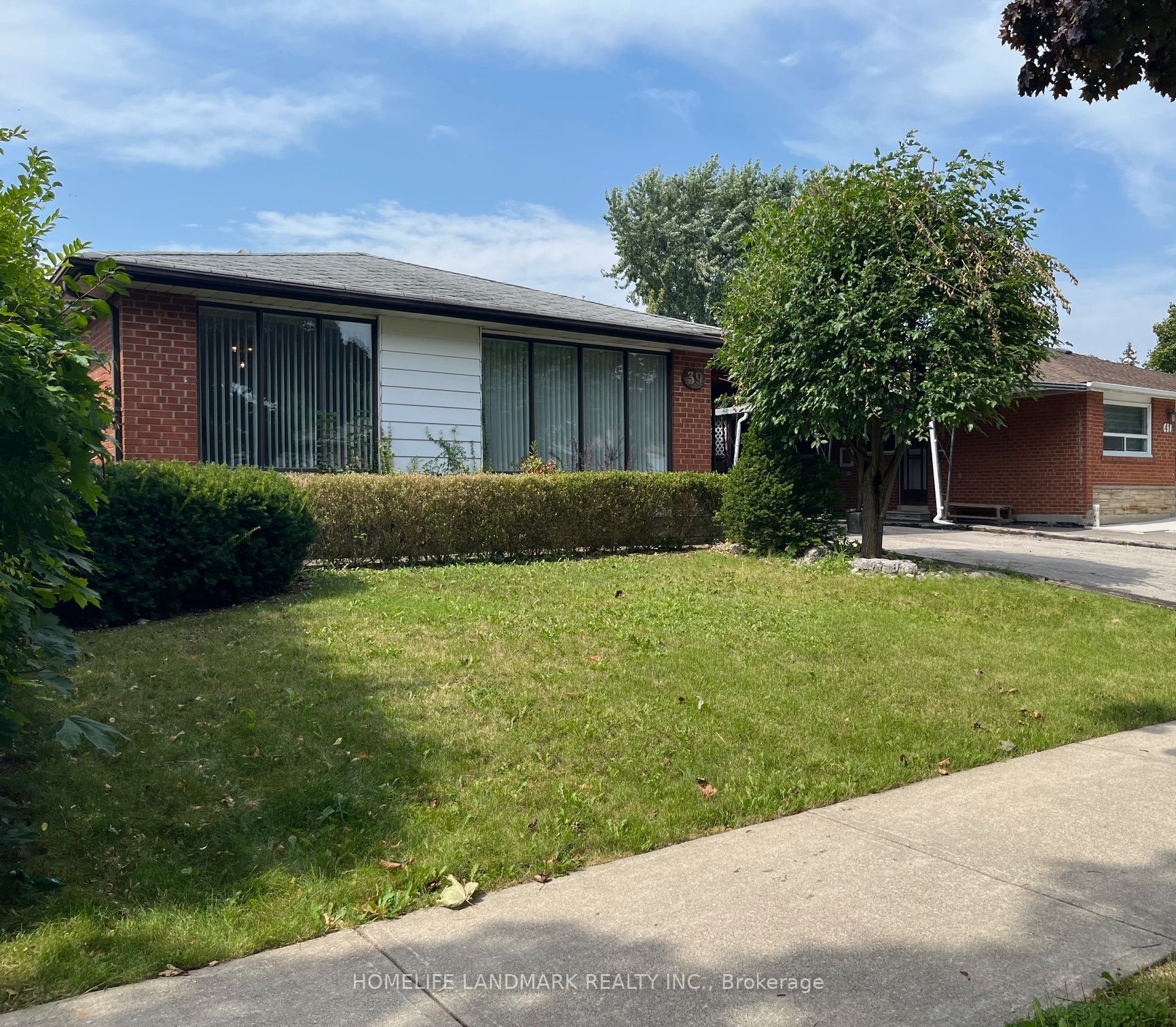 39 Langfield Cres Property Photo 12