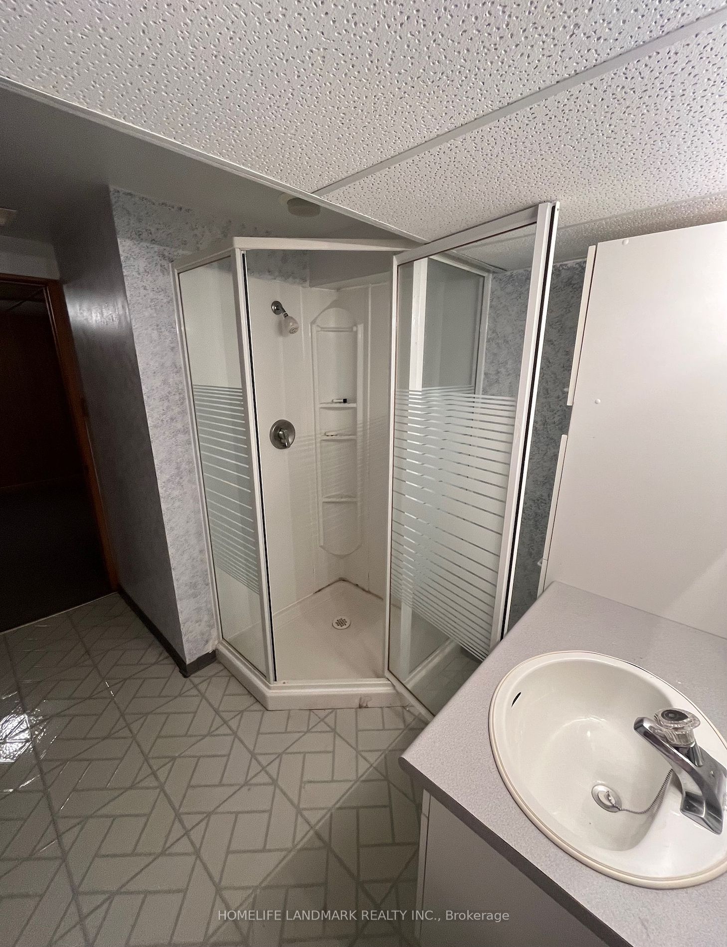 39 Langfield Cres Property Photo 16