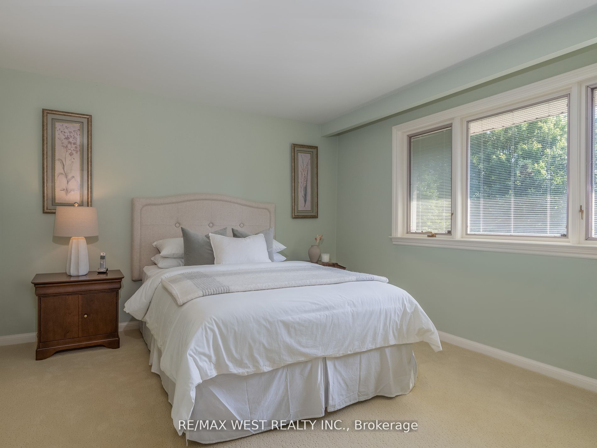 57 Edenvale Cres Property Photo 16
