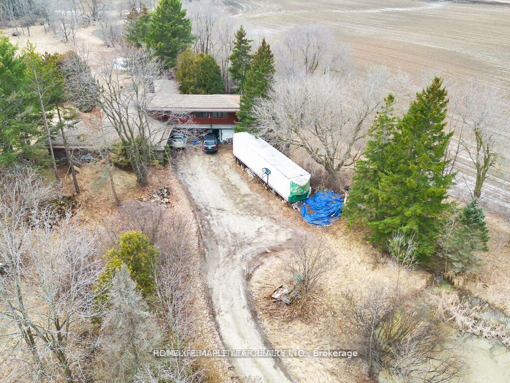 8408 Hornby Road Property Photo 16