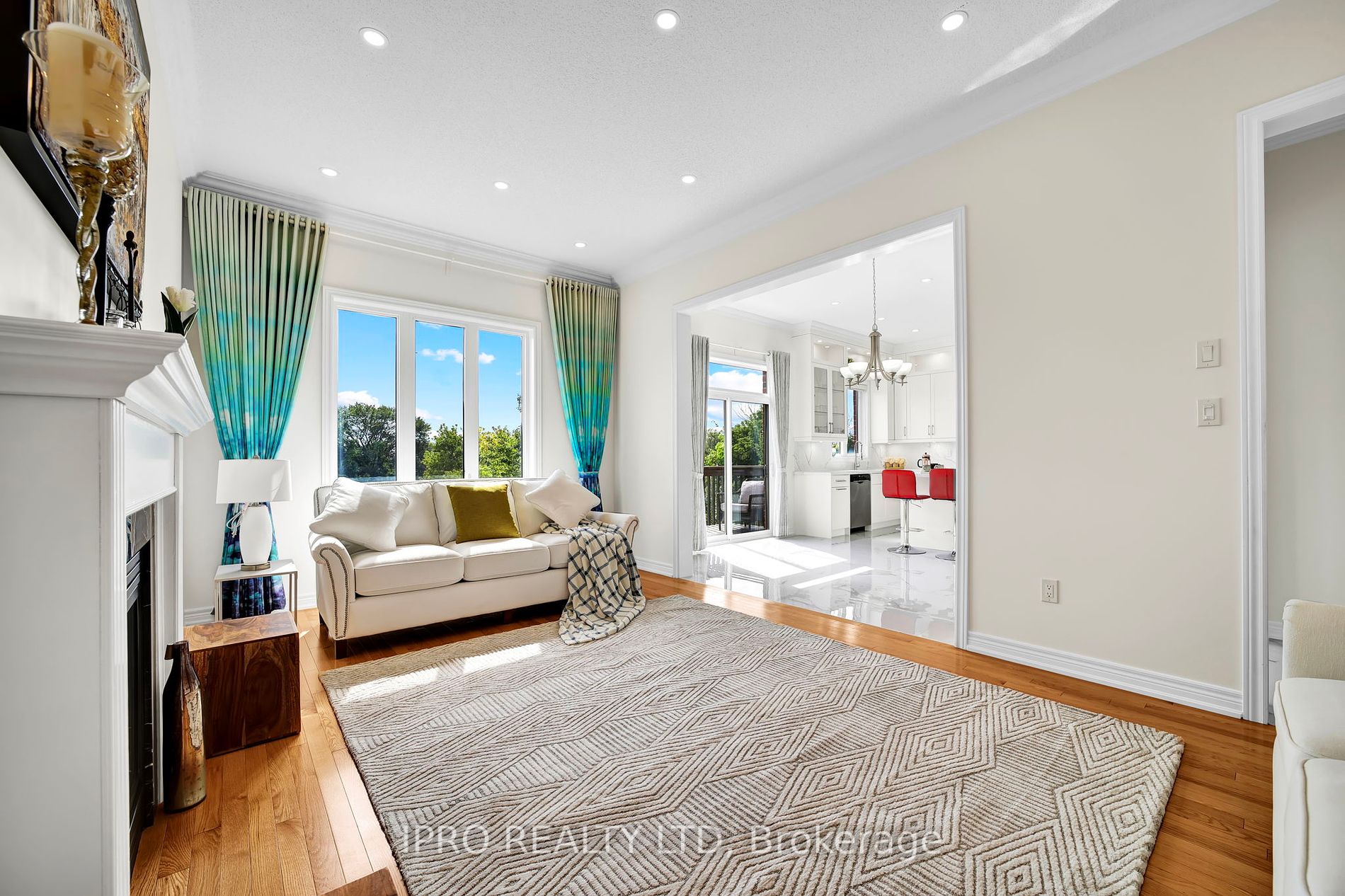 46 Angelgate Rd Property Photo 5