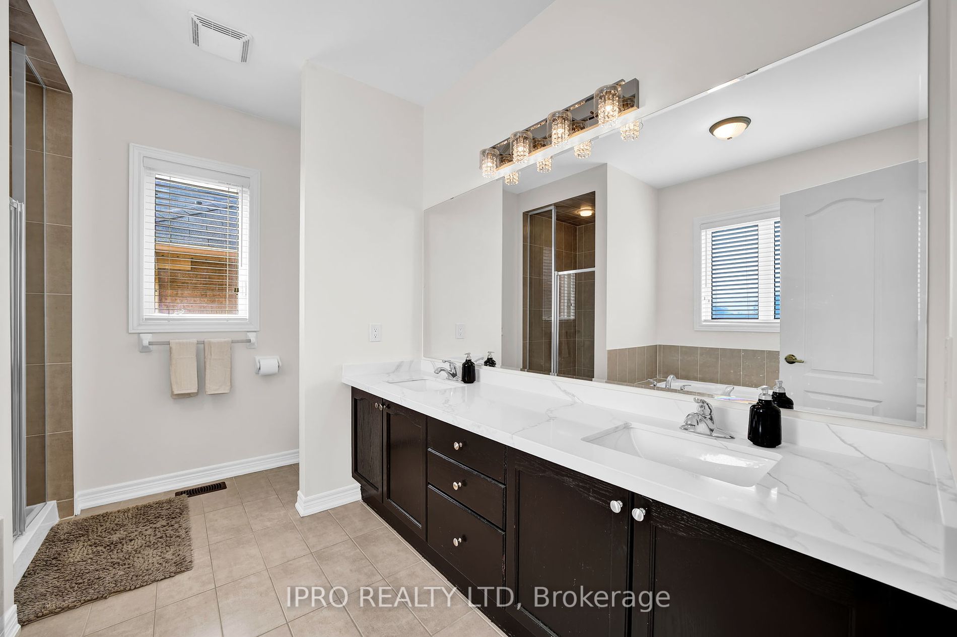 46 Angelgate Rd Property Photo 14