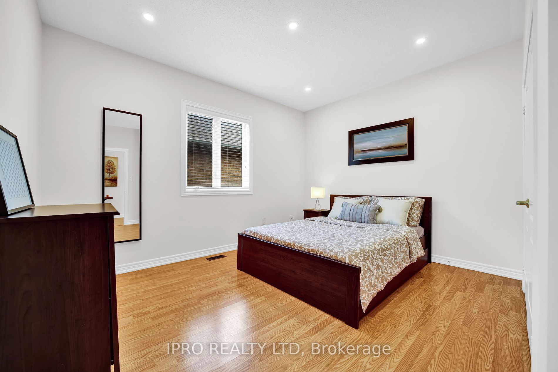 46 Angelgate Rd Property Photo 17