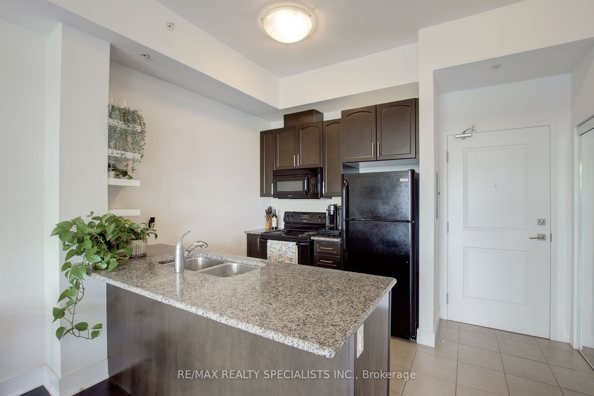 5020 Corporate Dr 10 Property Photo 3