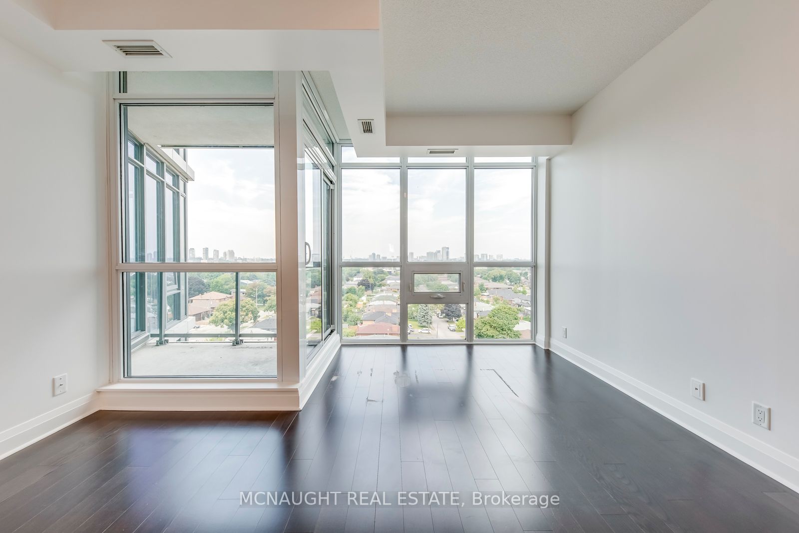 1185 The Queensway 14 Property Photo 6