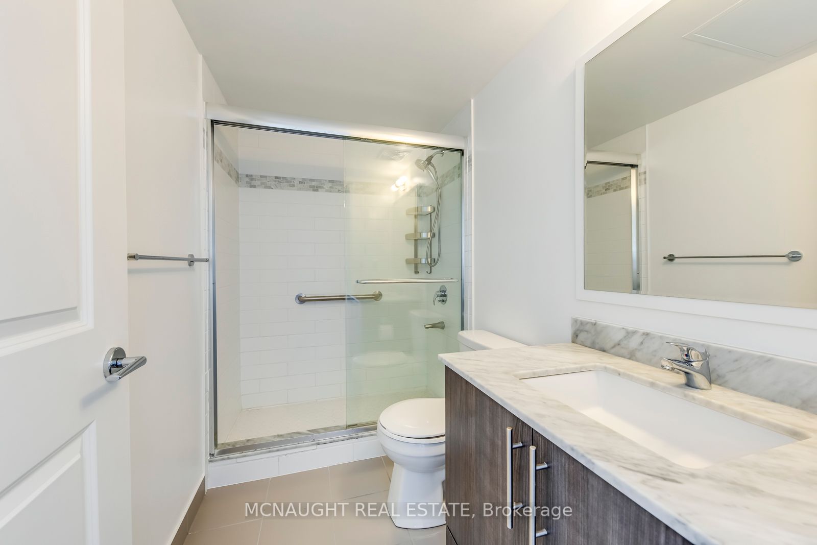 1185 The Queensway 14 Property Photo 14