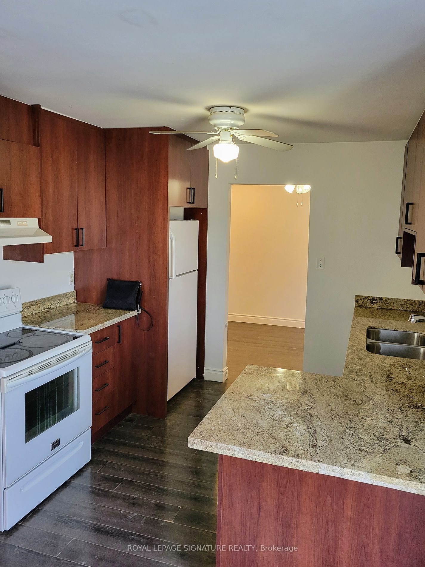 2701 Aquitaine Ave 1 Property Photo 10