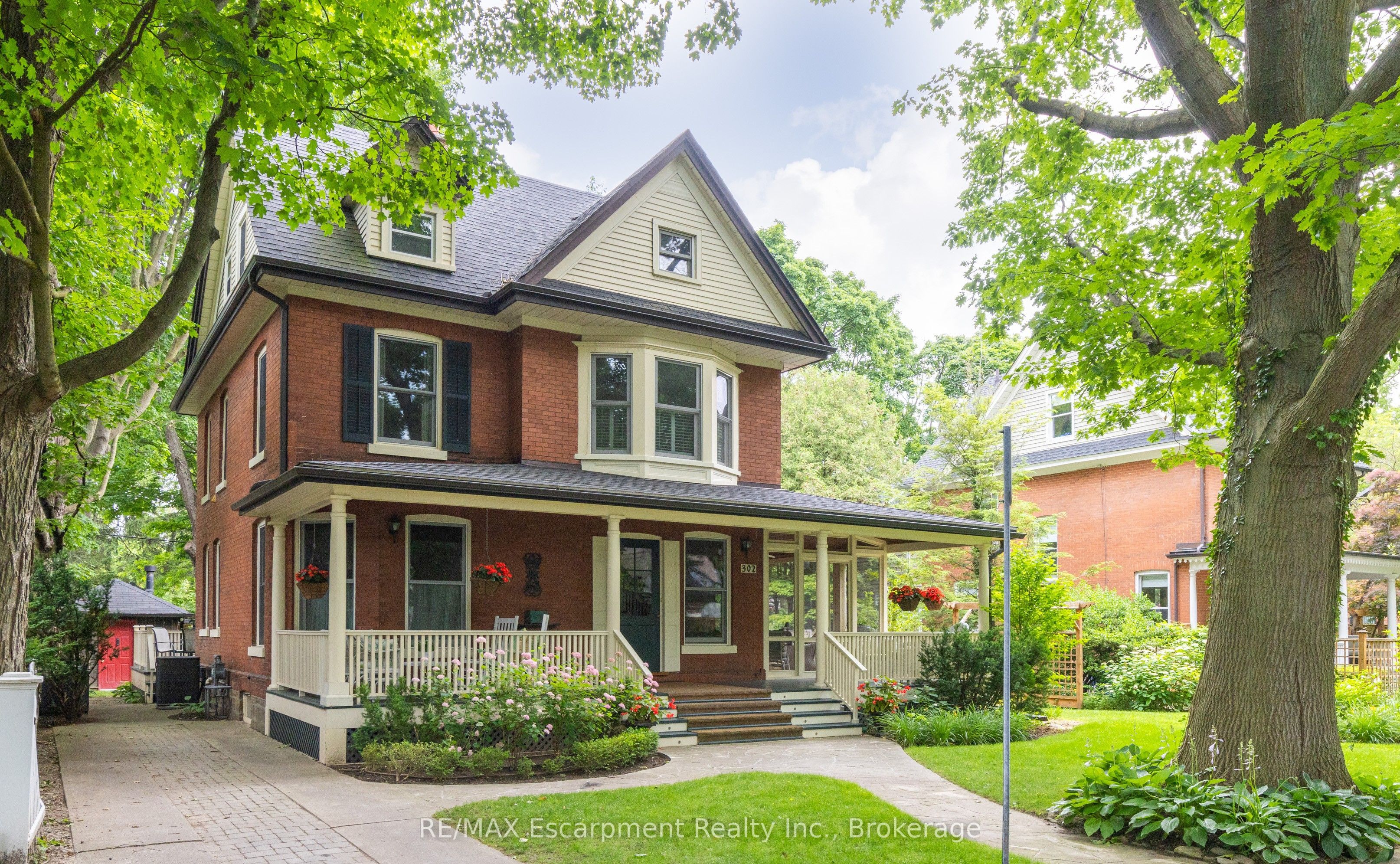 302 William Street Property Photo 1