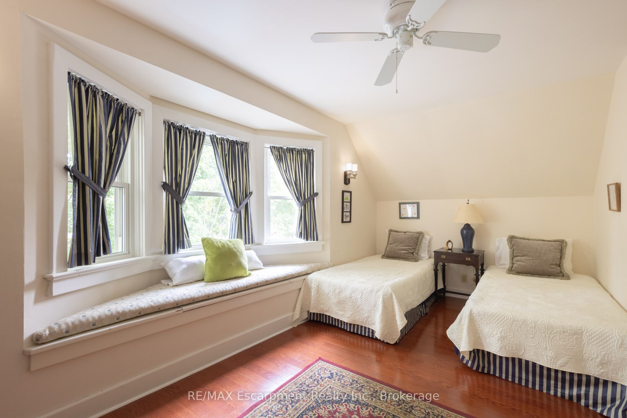302 William Street Property Photo 15