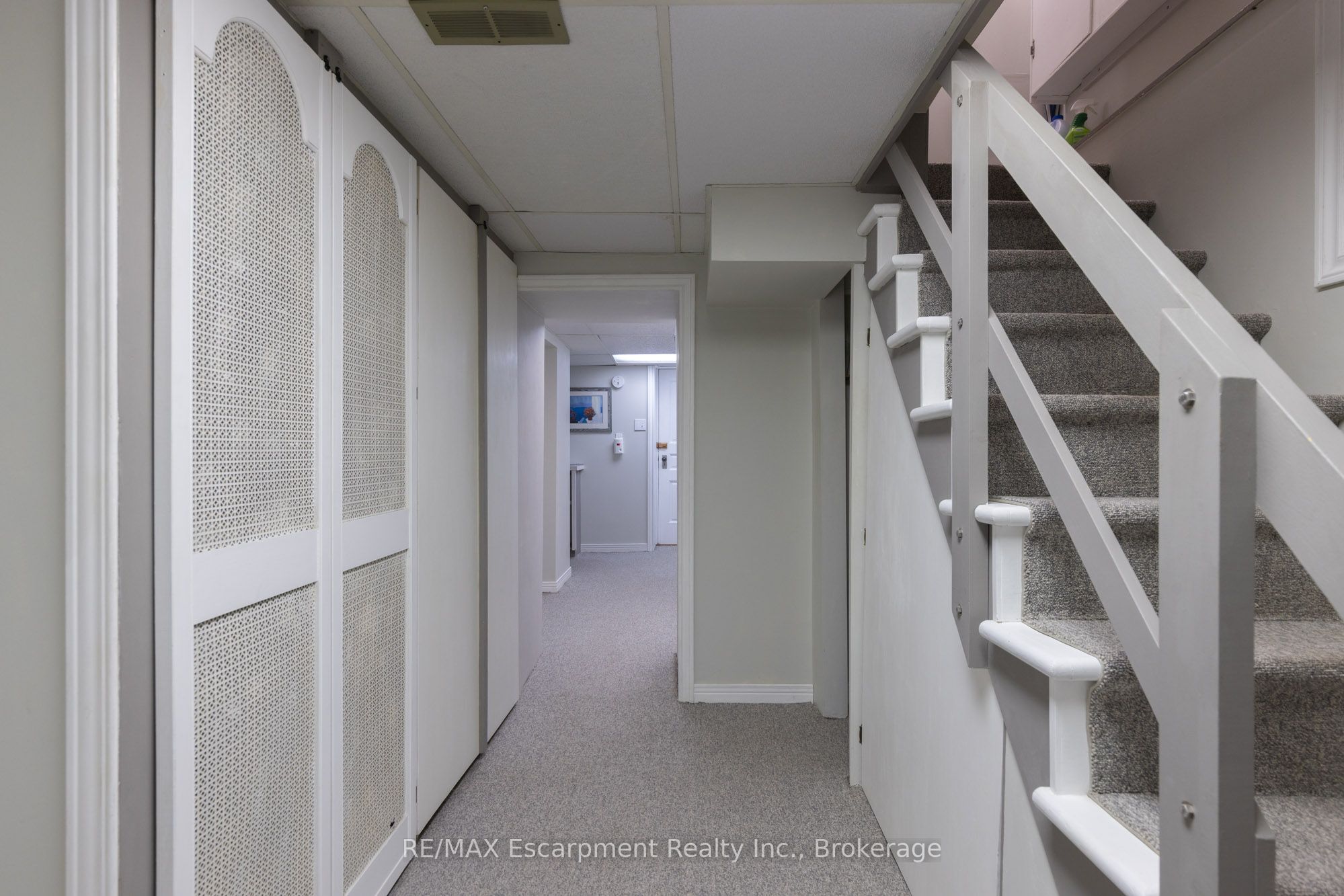 302 William Street Property Photo 18