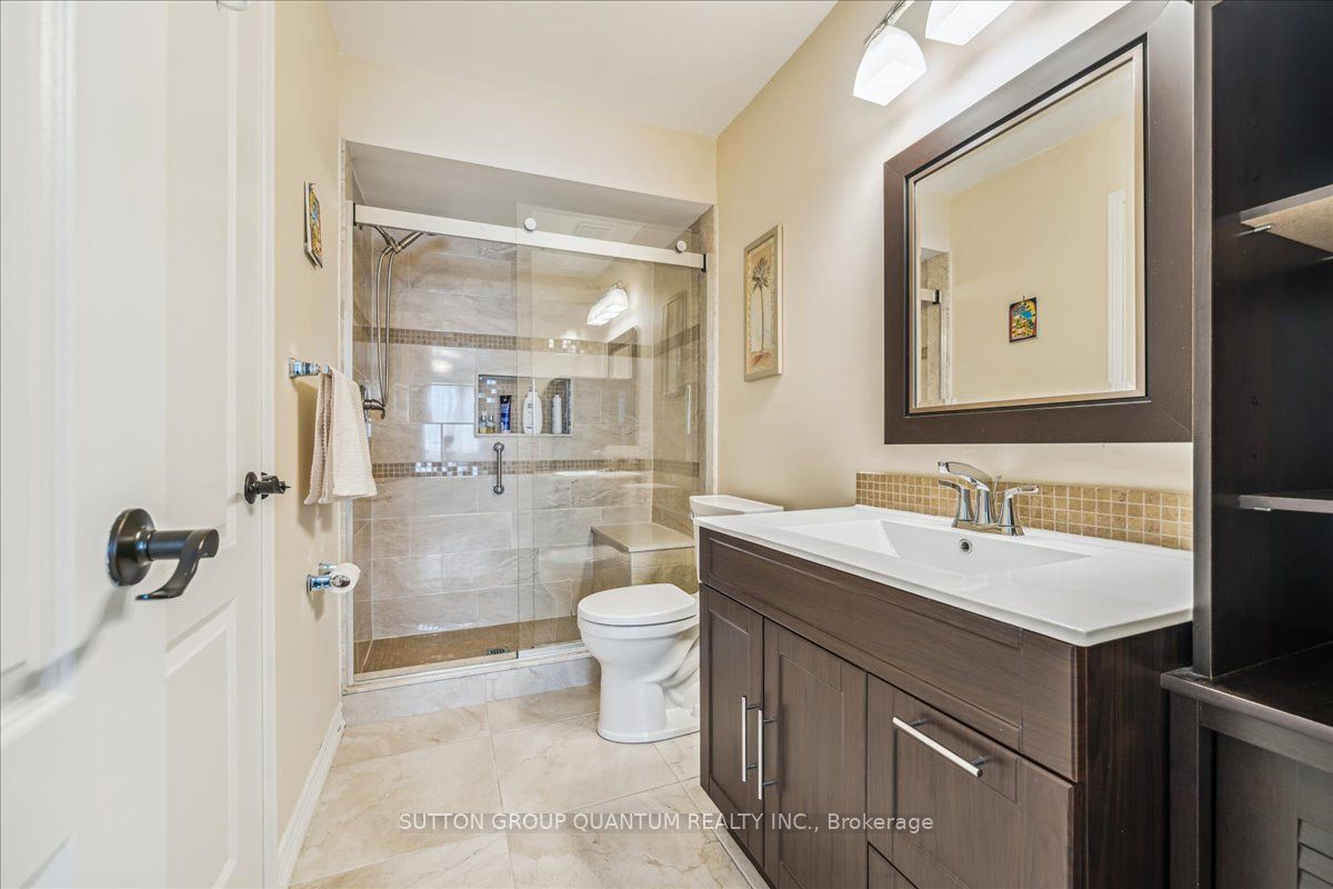 394 Stonetree Crt Property Photo 13