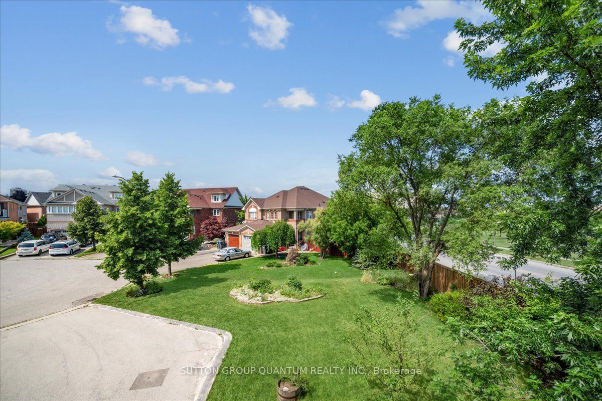 394 Stonetree Crt Property Photo 26