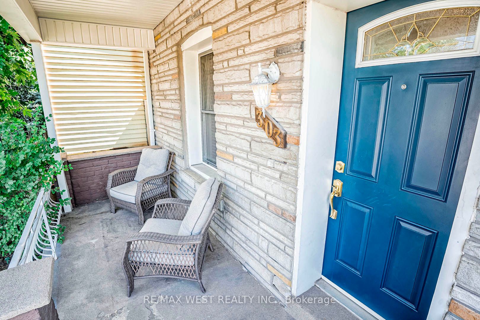 303 Maria St Property Photo 23