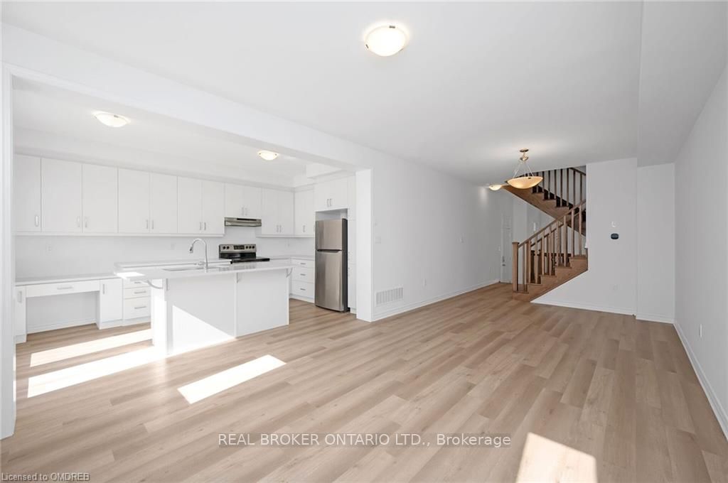 1200 Anson Gate Property Photo 4