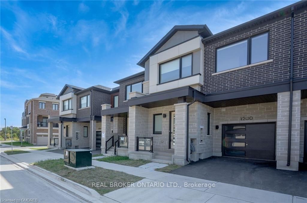 1200 Anson Gate Property Photo 12