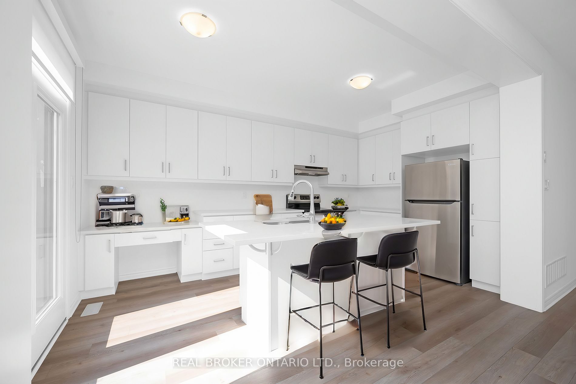 1200 Anson Gate Property Photo 13