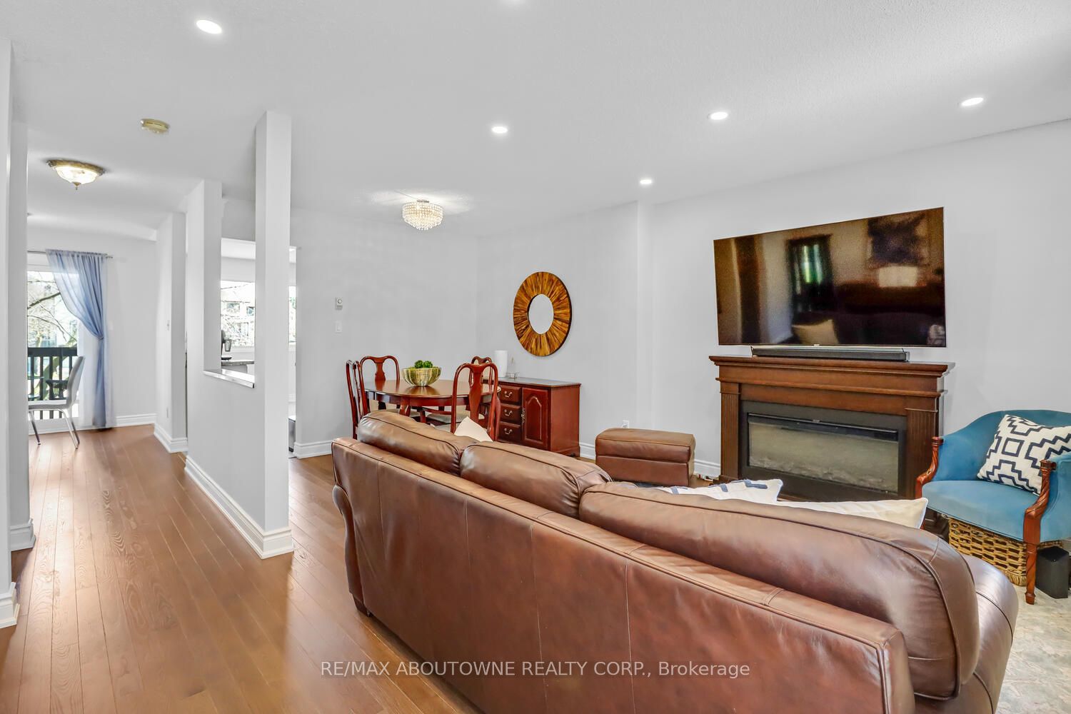 2651 Aquitaine Ave 5 Property Photo 4